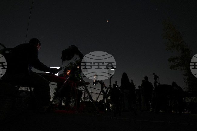 Завод за производството на зелен водород може да попречи на работата на обсерваторията "Паранал" в Чили, предупреждават астрономи