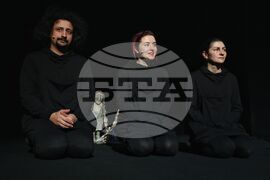 Бургас - "Виелица" - куклен театър - среща с екипа