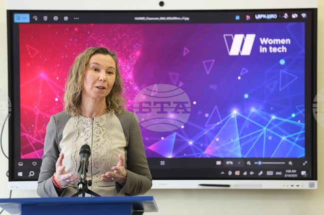 Висше училище по телекомуникации и пощи - „Жените в технологиите”