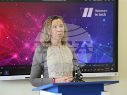 Висше училище по телекомуникации и пощи - „Жените в технологиите”