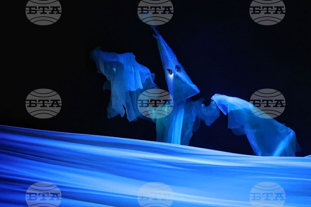 Бургас - Държавен куклен театър - "Виелица" - премиера