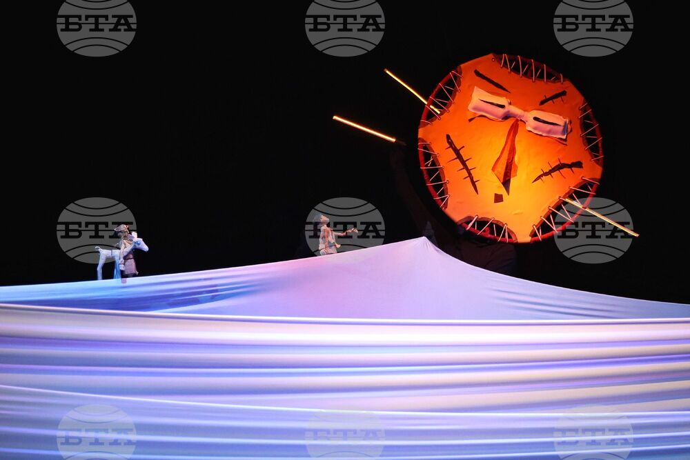 Бургас - Държавен куклен театър - "Виелица" - премиера