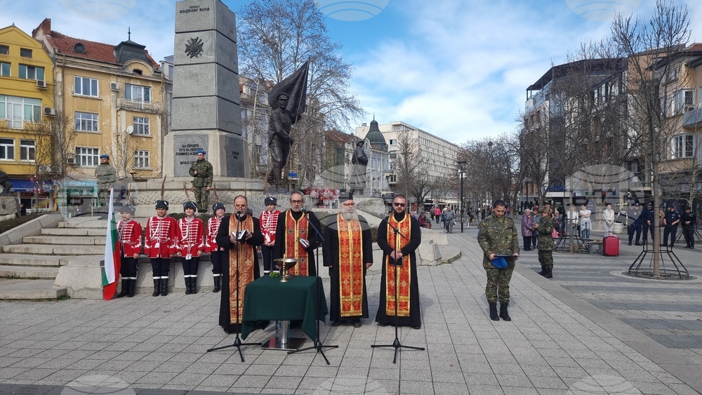 Плевен - гарнизон - боен празник