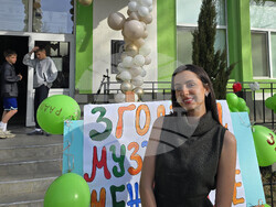 Петрич - училище - "Петъчно музикално междучасие" - инициатива