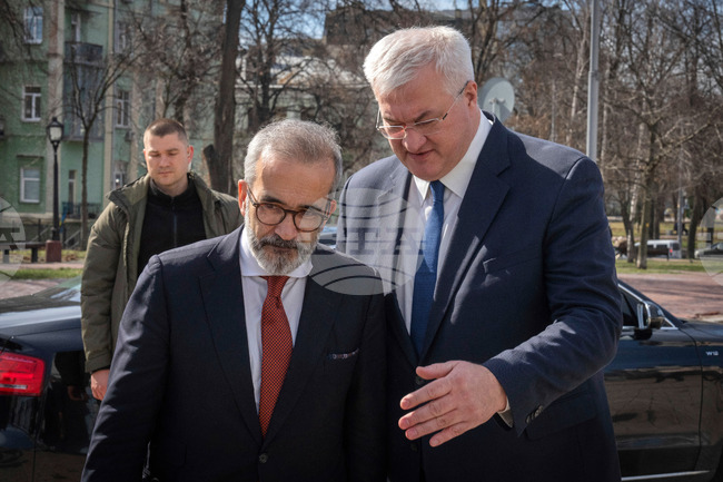 Португалският външен министър се срещна с украинския си колега в Киев