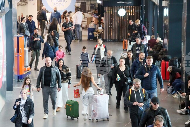 Евакуацията на сръбски граждани от района на Близкия Изток продължава, 320 души летят тази вечер за Белград 