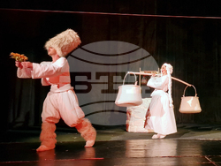 Разград - „Има ли смисъл да утепваме мечка?“ - спектакъл