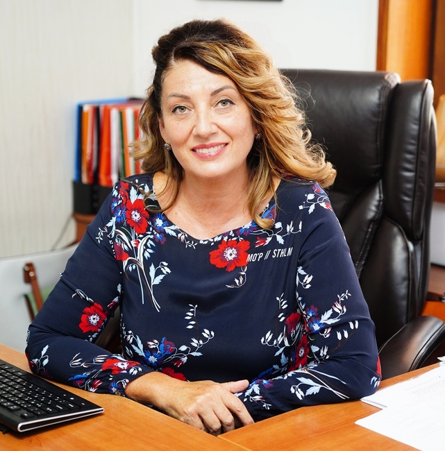 Целта ни е всеки от учениците да постигне образователен напредък, казва началникът на РУО - Враца Лорета Колева пред в. "Аз- буки"