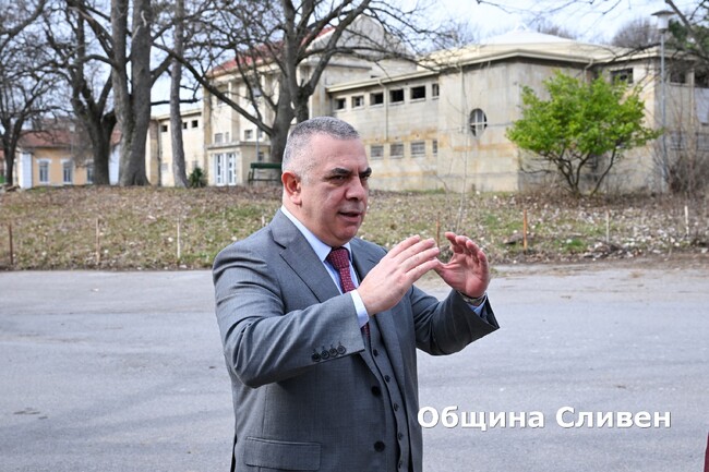 Стефан Радев: Община Сливен ще поиска от държавата терен със зелени площи на минералните бани