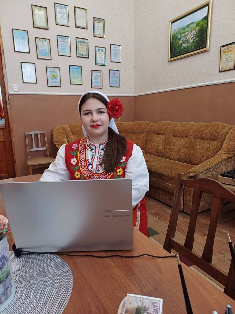 Ученичка от Болградската гимназия в Украйна изготви репортаж за музея на българския бит в село Калчева