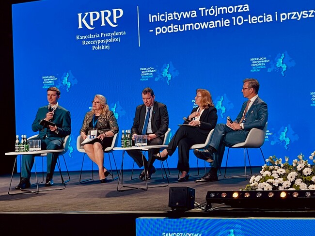 Bulgaria and Poland Establish New Network for Tourism Cooperation within Three Seas Initiative Framework