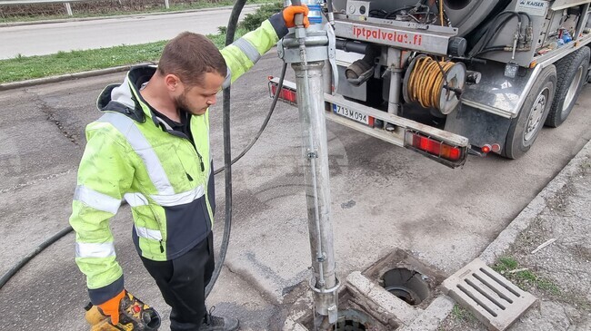 Център към КНСБ дава безплатни консултации за работещи в чужбина българи 