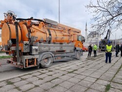 Шумен - машинно почистване на шахти - демонстрация