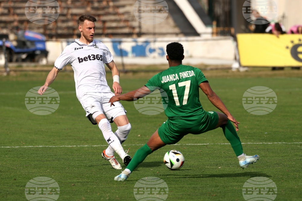 Футбол - Славия - Берое