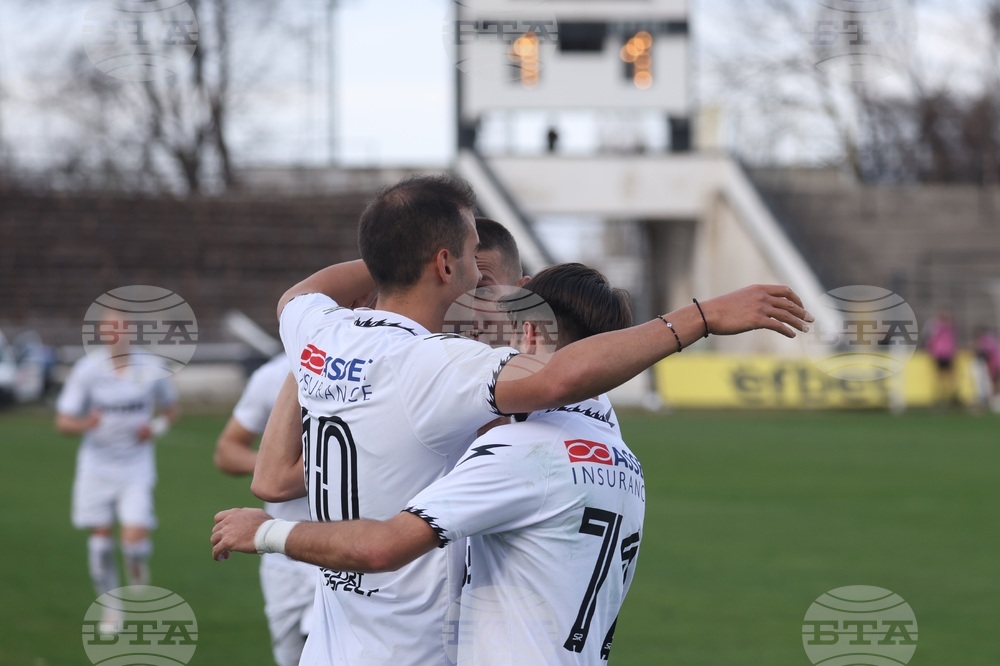 Футбол - Славия - Берое