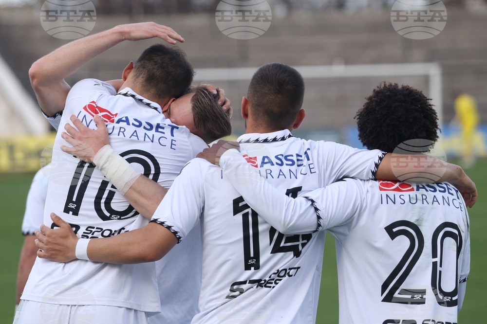 Славия направи равенство с Дънфърмлайн в контрола