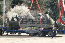 Враца - Христо Ботев - паметник - демонтаж - реставрация