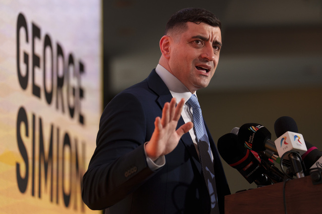Кандидатът за президент на Румъния от партия АУР Джордже Симион заяви, че няма "надеждни доказателства" за руска намеса в анулираните избори