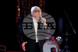 „Време за обичане” - концерт-спектакъл