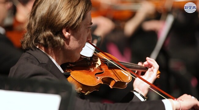 Заместник-министърът на културата Георги Султанов и кметът на Русе Пенчо Милков откриха международния фестивал "Мартенски музикални дни"