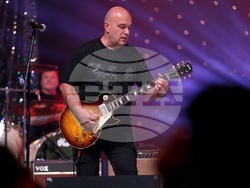 „Време за обичане” - концерт спектакъл