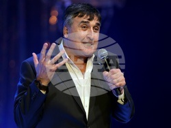 „Време за обичане” - концерт спектакъл