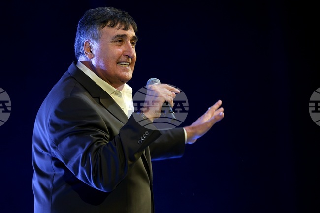 С концерт на Веселин Маринов ще бъде поставено началото на програмата за празника на Бяла