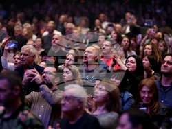 „Време за обичане” - концерт спектакъл