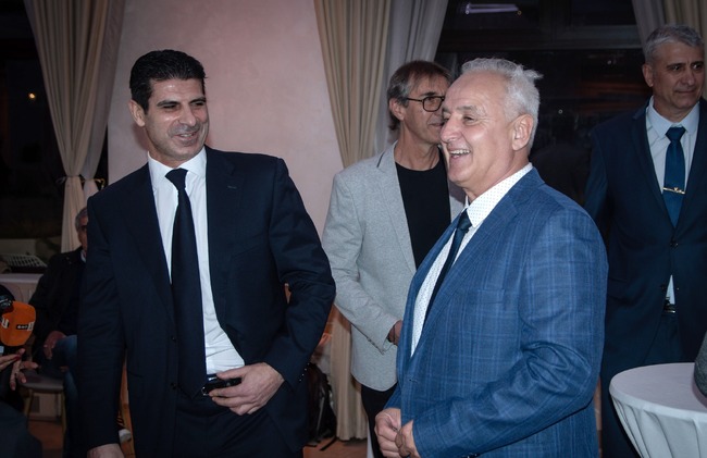 Президентът на БФС Георги Иванов започна от Велико Търново връчването на награди на заслужили футболни дейци и ветерани