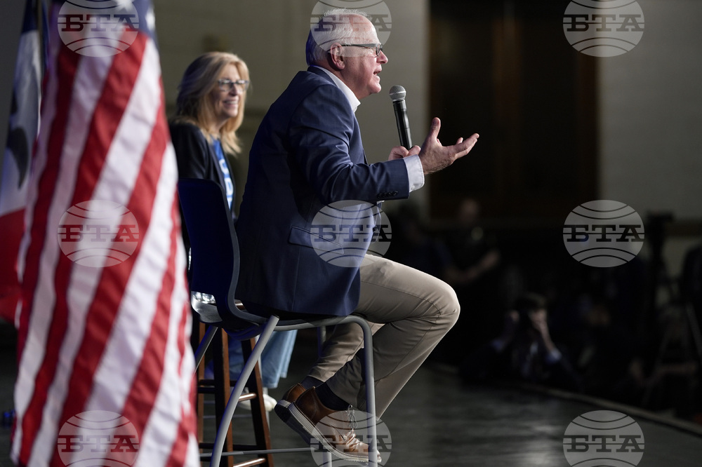 Democrats Walz