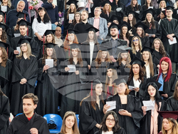 Пловдив - Филологически факултет - абсолвенти - дипломи