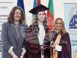 Пловдив - Филологически факултет - абсолвенти - дипломи