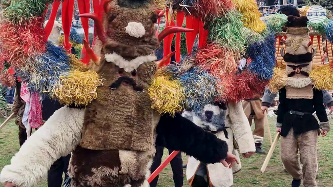 Близо 800 участници събра XXIV Фестивал на маскарадните игри в Стара Загора