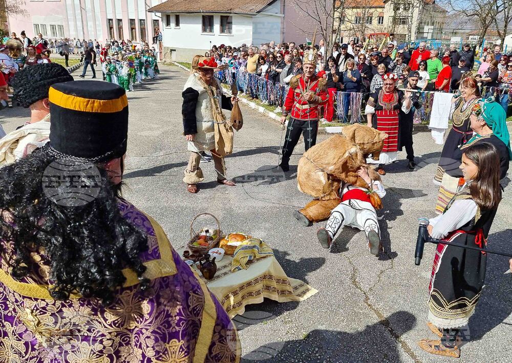 Земен - „Магията на Сурва" - маскараден празник