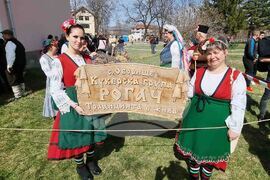 Земен - „Магията на Сурва" - маскараден празник