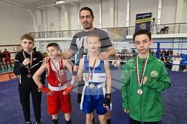 Плевен - бокс - ученици