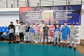 Плевен - бокс - ученици