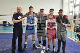 Плевен - бокс - ученици