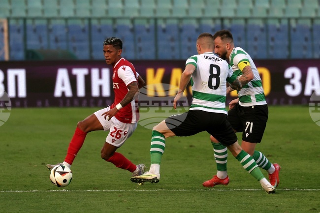 Колумбийските клубове Америка (Кали) и Милионариос се интересуват от бившия футболист на ЦСКА Марселино Кареасо