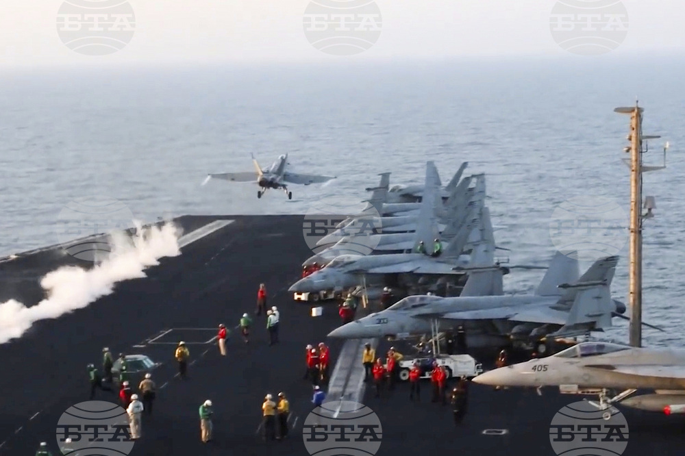 Йеменските хуси твърдят, че са извършили второ нападение срещу американски самолетоносач