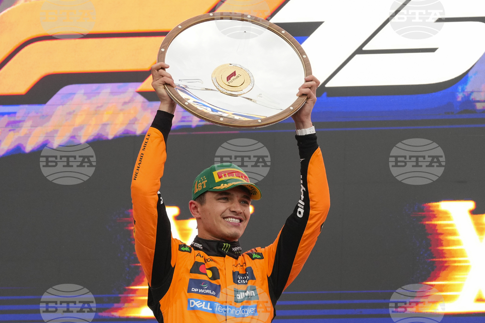 Ландо Норис спечели оспорваното състезание за Голямата награда на Австралия във Формула 1