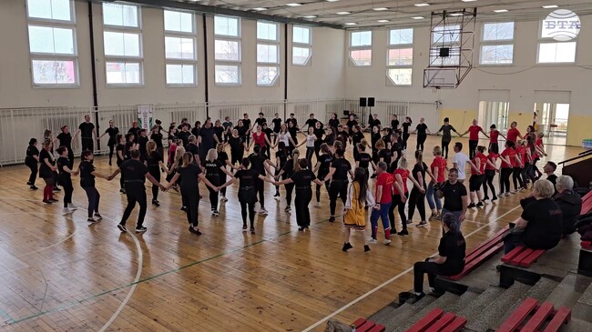 Танцов клуб "Шевица" във Враца се подготвя за първото си официално участие във фолклорен събор