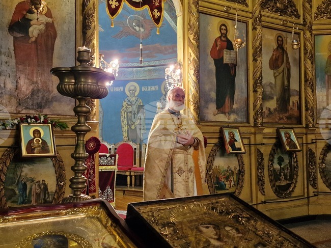 Грехът е този, който трябва да освободим от себе си, каза отец Георги в неделната си проповед в Разград