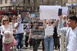 Протест срещу насилието над животни - шествие