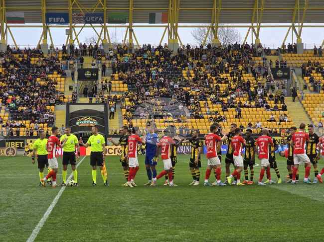 ЦСКА 1948 постигна убедителен успех над Ботев Пловдив в среща от Първа лига