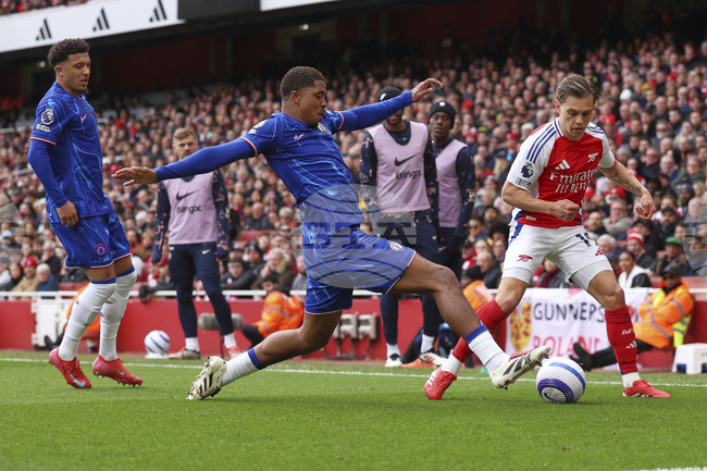 Защитникът на Челси Уесли Фофана ще пропусне остатъка от сезона заради контузия