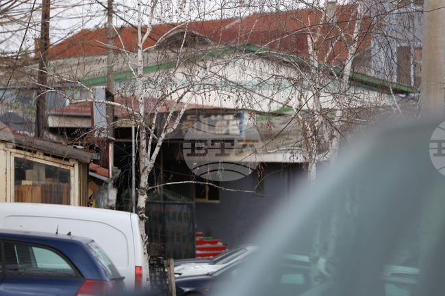 Пожарът в дискотеката в Северна Македония, при който загинаха 59 младежи, е бил предизвикан от пиротехнически средства, съобщи вътрешният министър