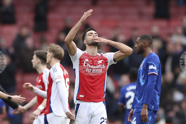 Арсенал прекъсна колеблива серия с успех срещу Челси