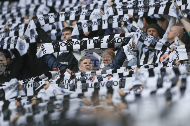 Спортният директор на Нюкасъл Пол Мичъл напуска клуба