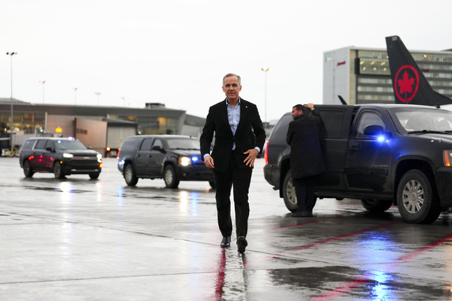 Новият министър-председател на Канада заминава за Париж и Лондон на първото си официално посещение в чужбина